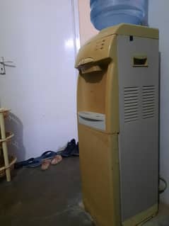 Orient Water Dispenser 100% working fine