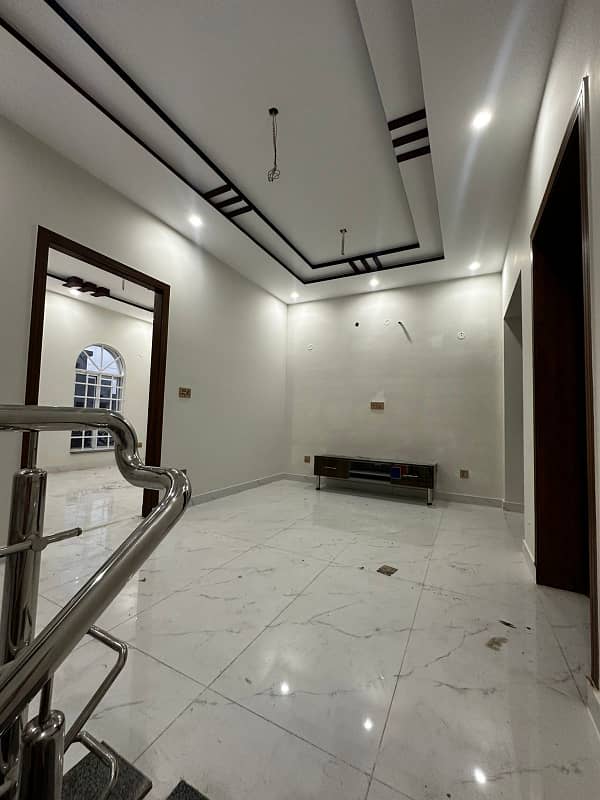 5 Marla Brand New Lavish House For Sale In Park View City Lahore. 9