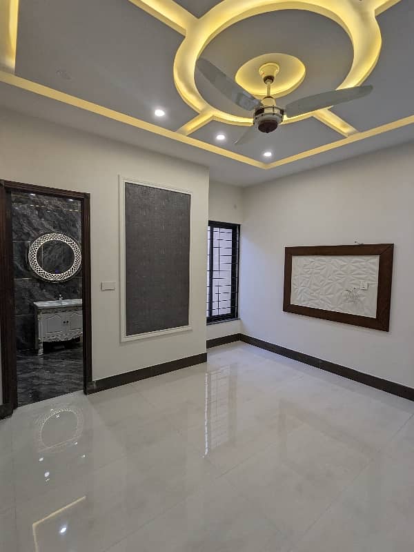 10 MARLA BRAND NEW VIP Luxury Modern Stylish Latest Accommodation Double Storey House Available For Sale In Faisal Town, Lahore With Original Pics Owner Built House. 26