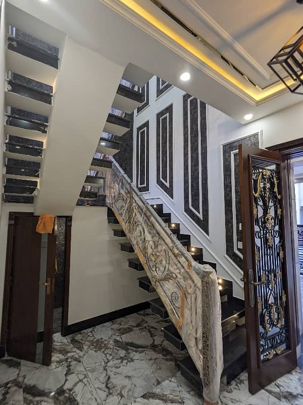 10 MARLA BRAND NEW VIP Luxury Modern Stylish Latest Accommodation Double Storey House Available For Sale In Faisal Town, Lahore With Original Pics Owner Built House. 42