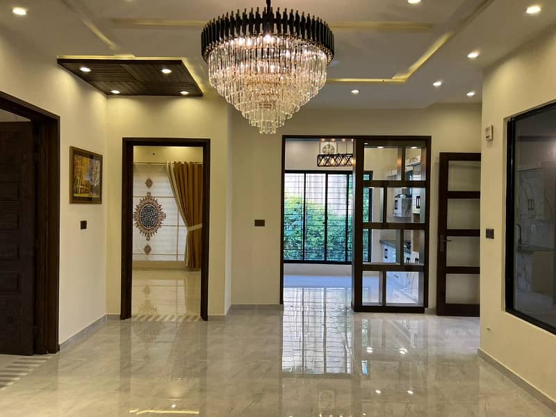10 MARLA BRAND NEW VIP Luxury Modern Stylish Latest Accommodation Double Storey House Available For Sale In Faisal Town, Lahore With Original Pics Owner Built House. 2