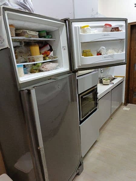 full size Dowlanc fridge best price in Faisalabad 2
