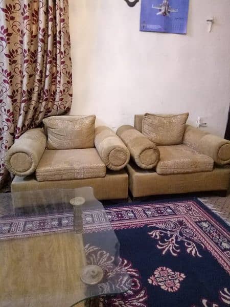 sofa set in good condition 1