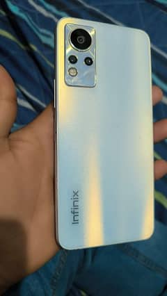 infinix note 11  6 GB 128gb with original charger
