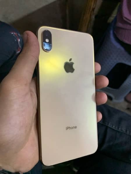 Iphone Xsmax PTA Approved 64gb & 256gb 3