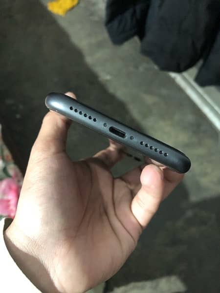 iPhone 11 64gb non Pta  factory unlock  Battery health 92 Waterpack 4