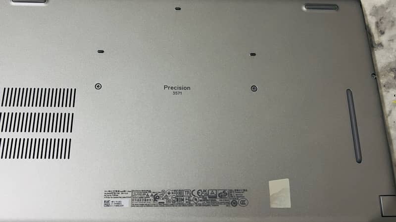 Dell Precision 3571 6