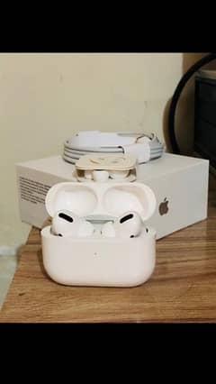 Apple  AirPods pro /03155075804