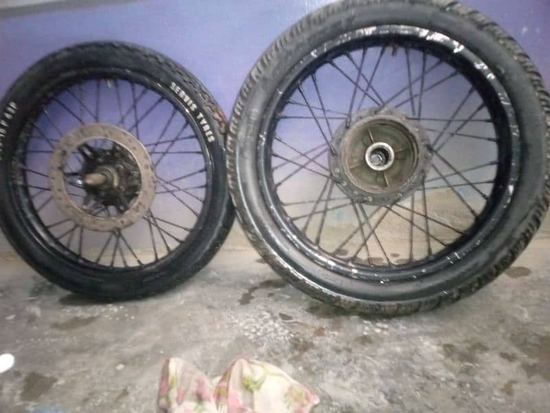 18" wheels and Tyres deluxe 125/gs150 or YBR 2