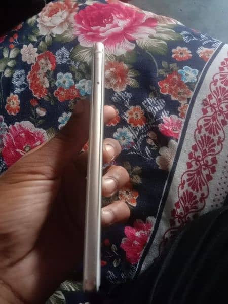 Huawei p10lite condition 10/9 PTA approved 2