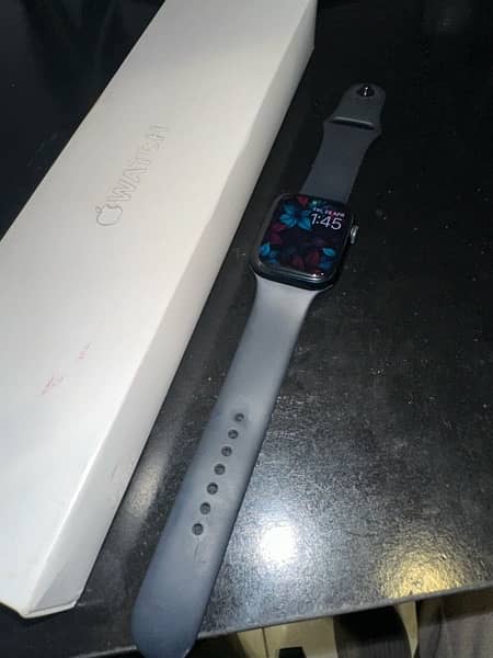 Apple Watch Series 8 2