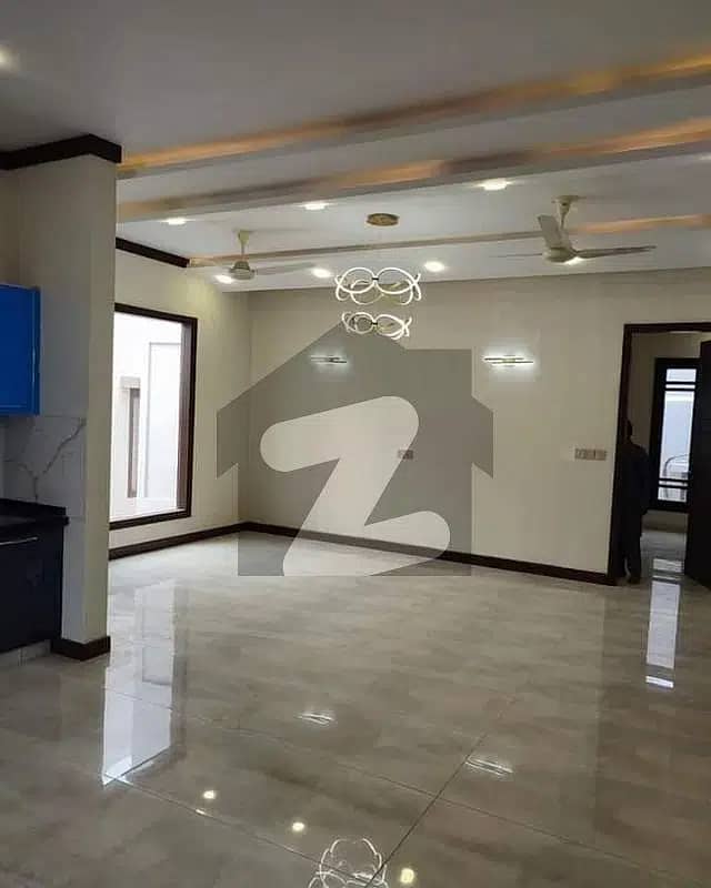 INDPENDENT BUNGALOW IS AVAILABLE FOR RENT FOR OFFICE,/COMMERRIC USED AT PRIME LOCATION AT MAIN TIPU SULTAN TOAD 3