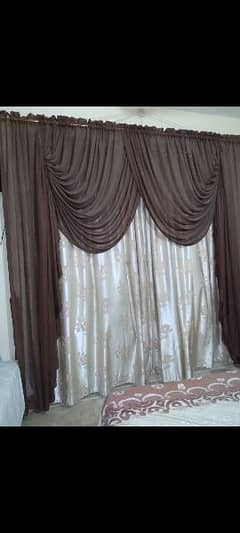 4 curtain our 3;fril hai