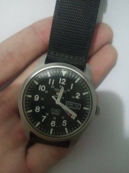 Seiko 5 sports watch 10 by 10 condition working perfectly 0