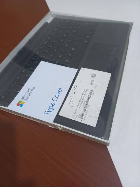 Microsoft Surface Pro 7 Type Cover 1