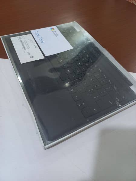 Microsoft Surface Pro 7 Type Cover 2