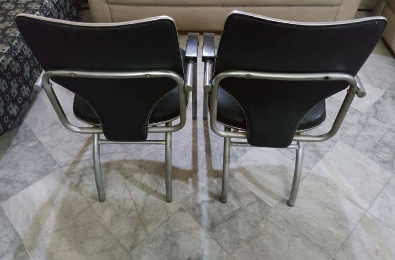 02 Branded Executive Leather Chairs 1