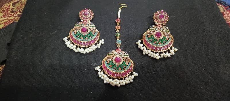 chaina chitam stone earrings and bindiya 1