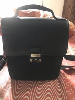 Mens office bag for sale condition 9/10 colour black