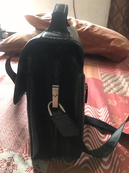 Mens office bag for sale condition 9/10 colour black 1