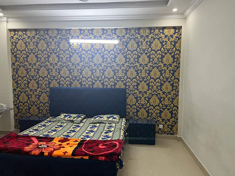 2 Bed Room fully furnished apprtmnt available For rent in Bahria town phase 4 4