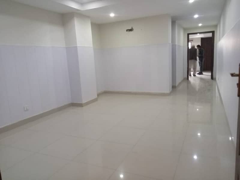 1 bed flat available for rent in civic center phase 4 bahria town 4