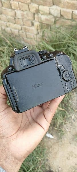 Nikon D5300 with 18_105mm vr lenz 2