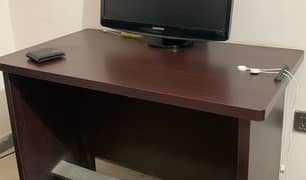 computer table for sell