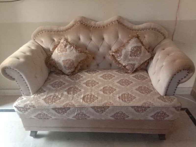 Urgent sofa for sale new condition 1