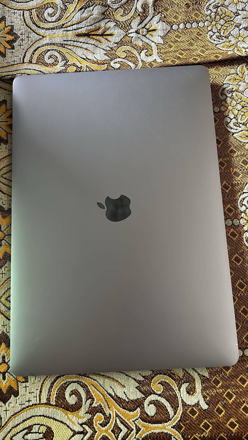 MacBook Pro 2019 total original 16/512GB 10/10. 2
