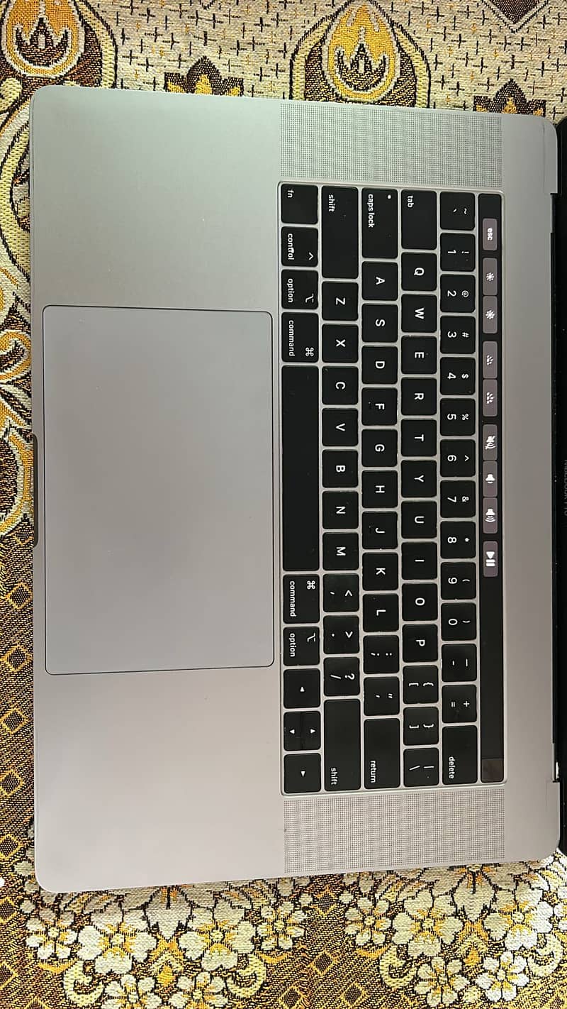 MacBook Pro 2019 total original 16/512GB 10/10. 3
