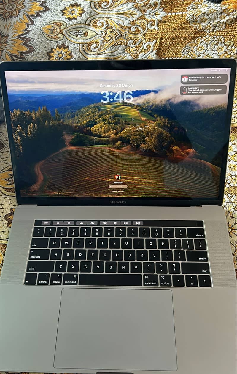MacBook Pro 2019 total original 16/512GB 10/10. 4