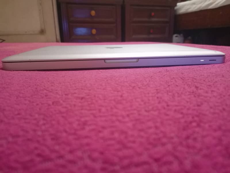 MacBook Pro 13 inch (mid 2012) California 9