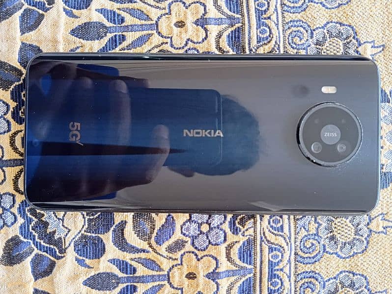 Nokia 8 1