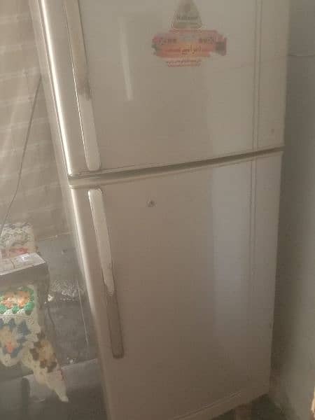 National refrigerator Bilkul sai chlta hy 1