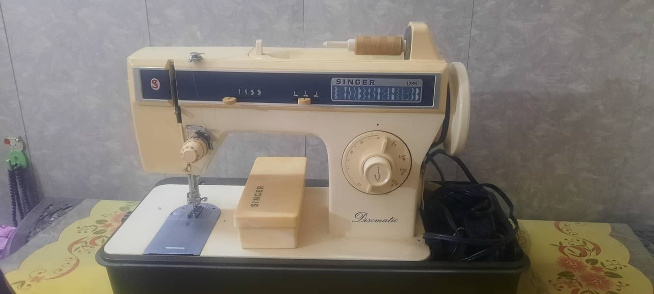 Singer disc sewing machine 3
