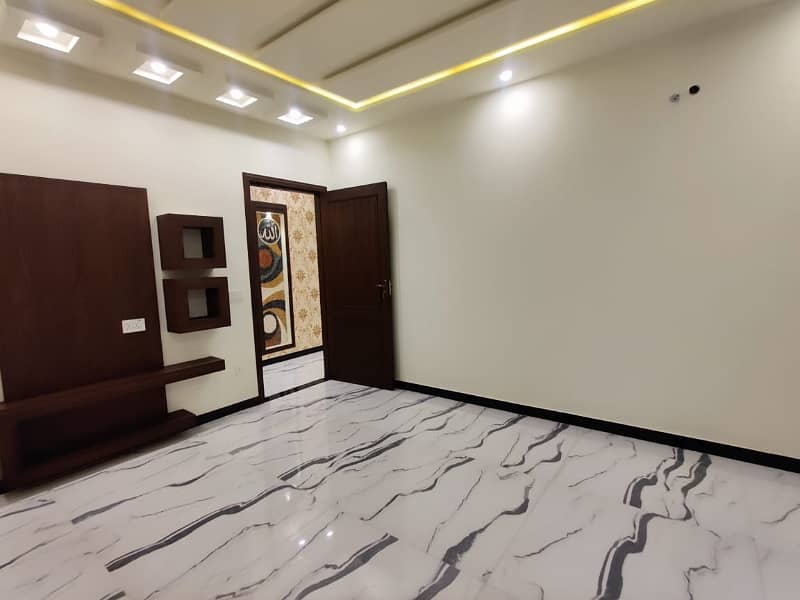 Brand New 10 Marla First Entry Spanish Latest Golden House Available For Sale In Johar Town gas available With Genuine Originals Pics By Fast Property Services Real Estate And Builders 33