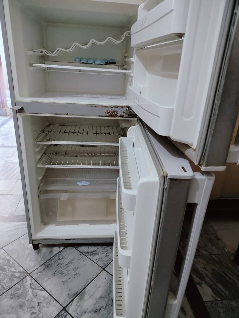 Haier fridge with genuine compressor 2