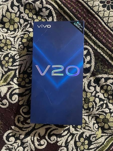 Vivo v20 with Box 8/10 0