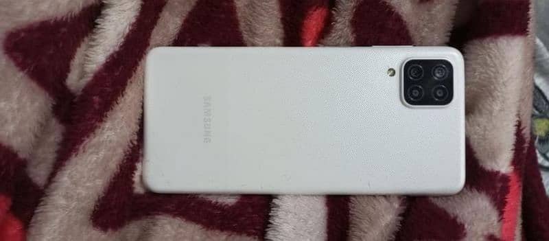 Samsung Galaxy A12 4gb 64 gb sale with Box 0