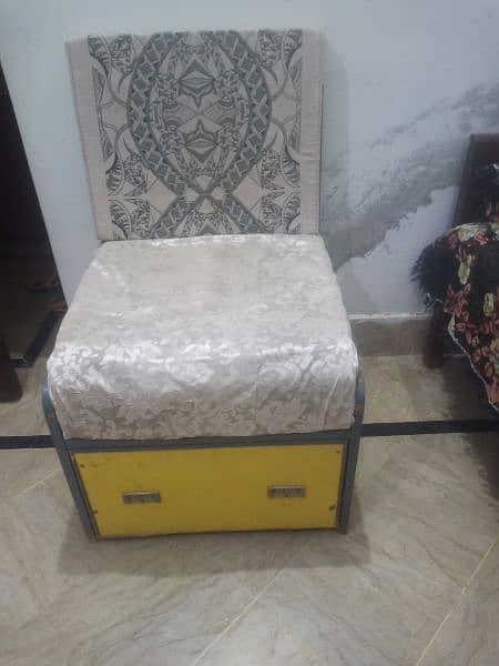 Single seater sofa with storage drawer 2
