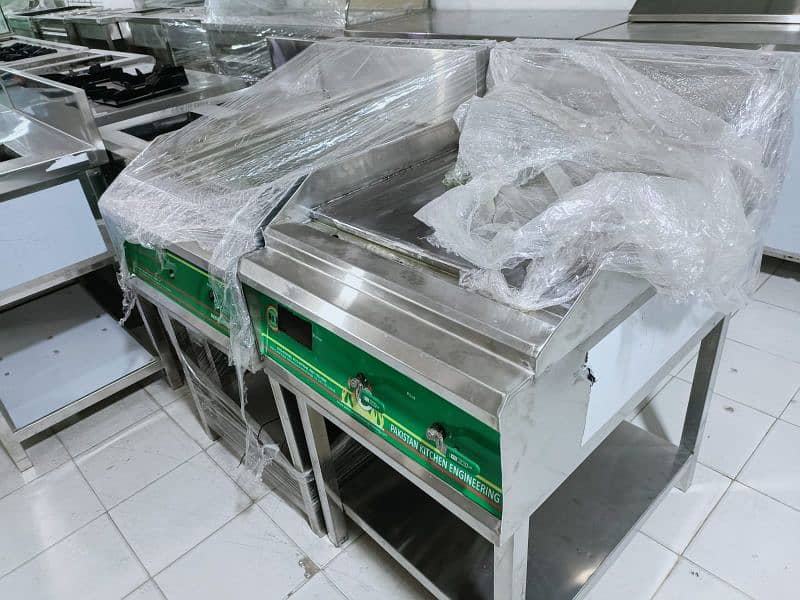 shawarma counters/ pizza oven/ food bags/ fryer/ stoves/ hot plate 3