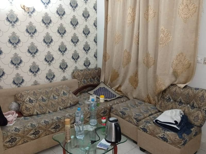beautiful furnished flat for rent 1