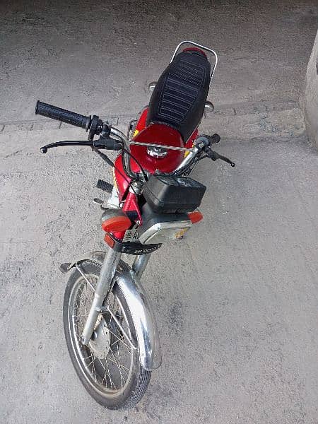 Honda CG125 available everything is original. Condition is very good 1