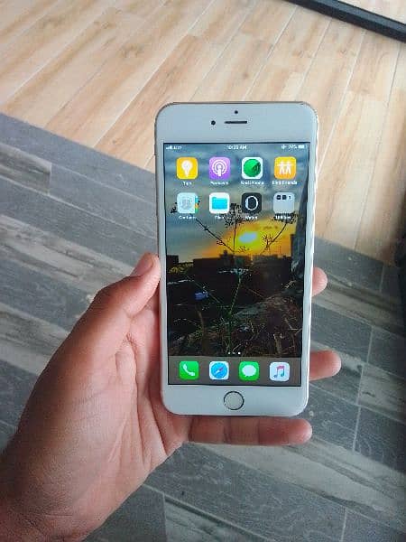 I iPhone 6 plus for sale 1