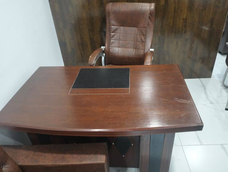 Office Furniture For Sale. 3