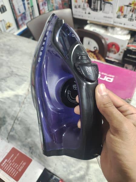proliss Brand New quality steam iron for sale 4