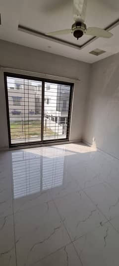 Spacious 5 Marla Upper Portion Available For Rent In DHA 11 Rahbar Phase 2