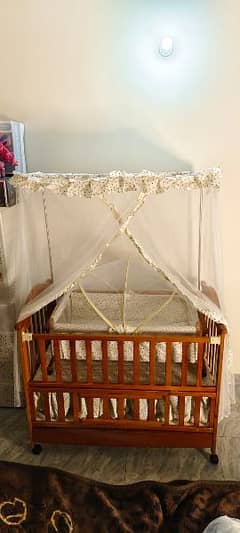 baby cot for sale