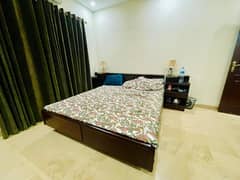 F-11 Markaz Luxury 1 Bed 1 Bath Tv Lounge Kitchen Car Parking Fully Furnished Apartment Available For Rent
